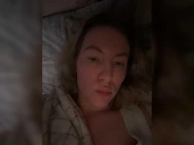 Rinaaamur live cam on BongaCams