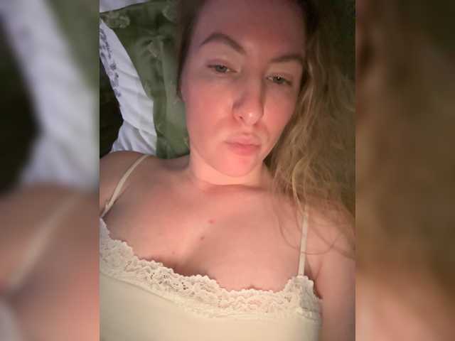 Rinaaamur live cam on BongaCams