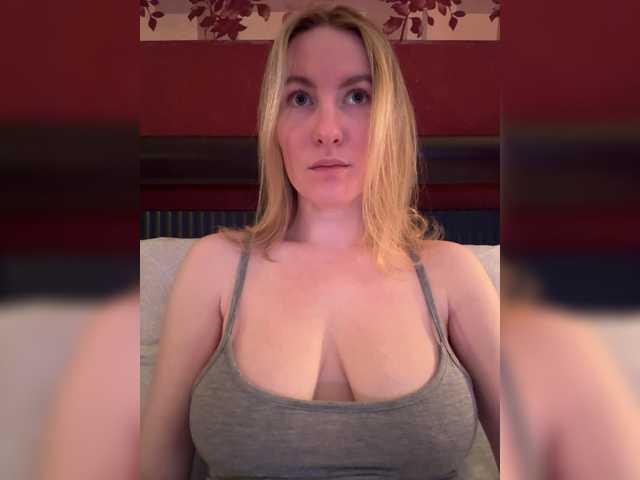 Rinaaamur's BongaCams show and profile