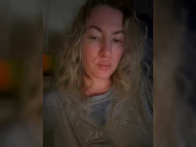 Rinaaamur live cam on BongaCams
