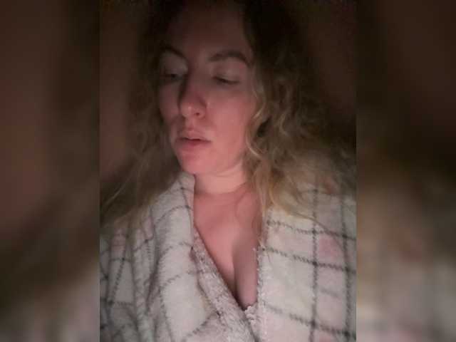 Rinaaamur live cam on BongaCams