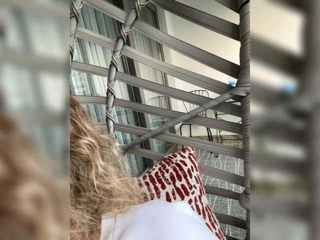 Rinaaamur live cam on BongaCams