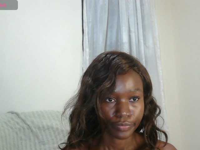 sexy-dee live cam on BongaCams