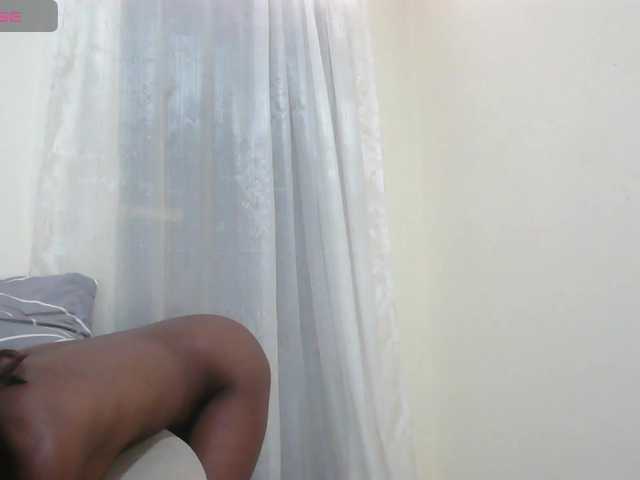 sexy-dee live cam on BongaCams