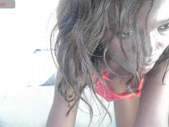sexy-dee live cam on BongaCams