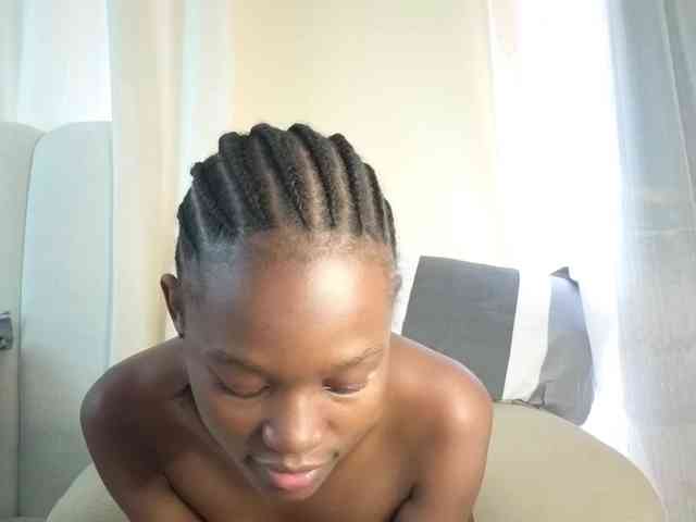 Model: Sexy-dee