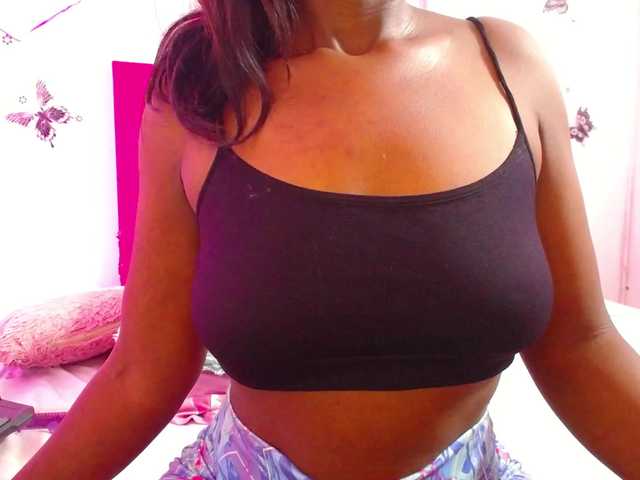 Naugthy-choko's BongaCams show and profile