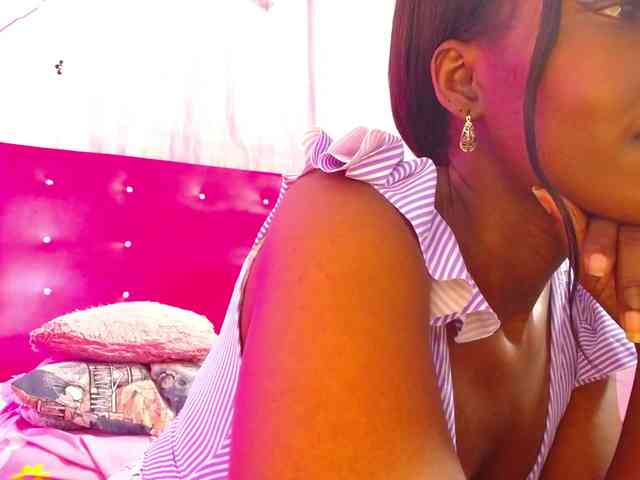 Naugthy-choko webcam