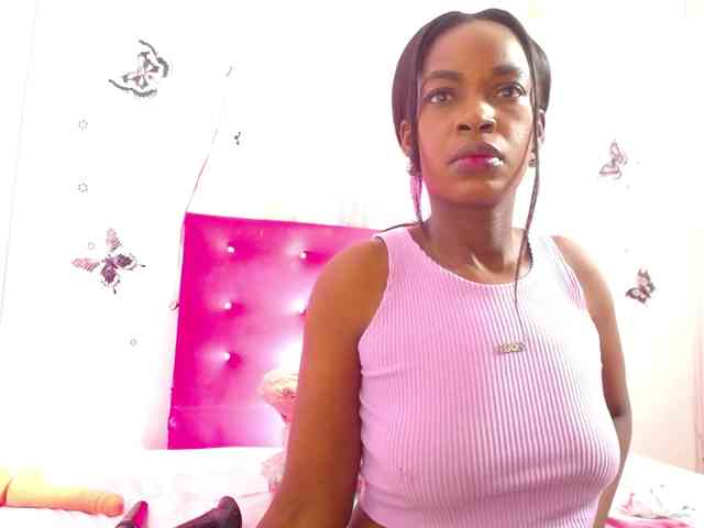 Naugthy-choko webcam