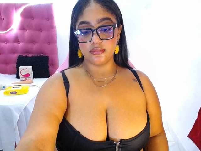 MadyKolemam live cam