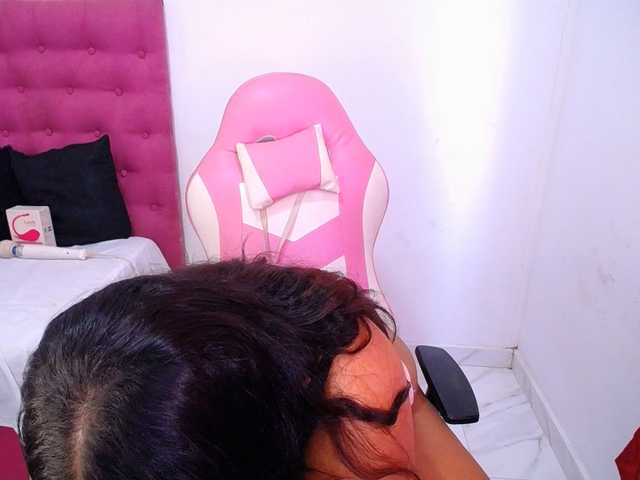 MadyKolemam live webcam show