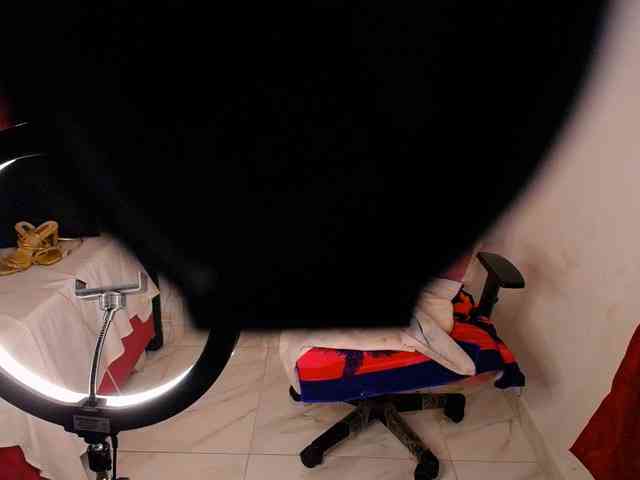 MadyKolemam webcam