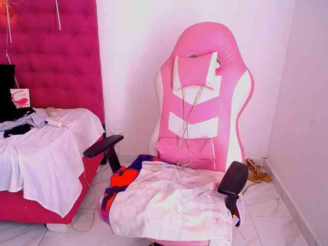 MadyKolemam webcam
