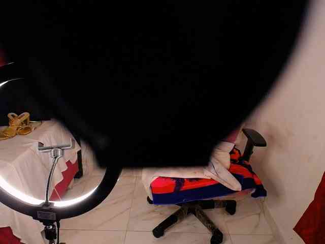 MadyKolemam webcam