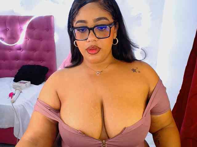 MadyKolemam webcam