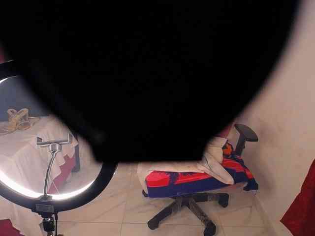 MadyKolemam webcam