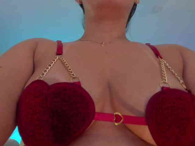 AngelicaVega webcam
