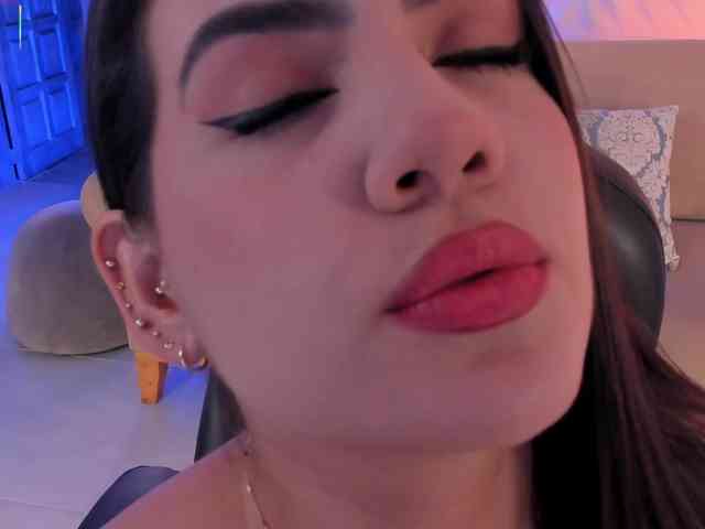 AngelicaVega webcam