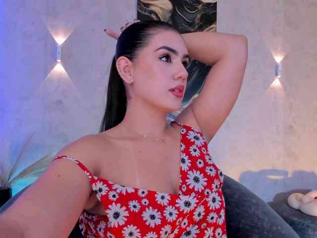 Modelo: AngelicaVega