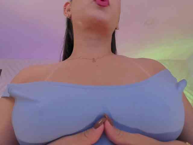 AngelicaVega webcam