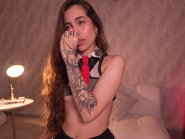 MarianneLane live cam on BongaCams