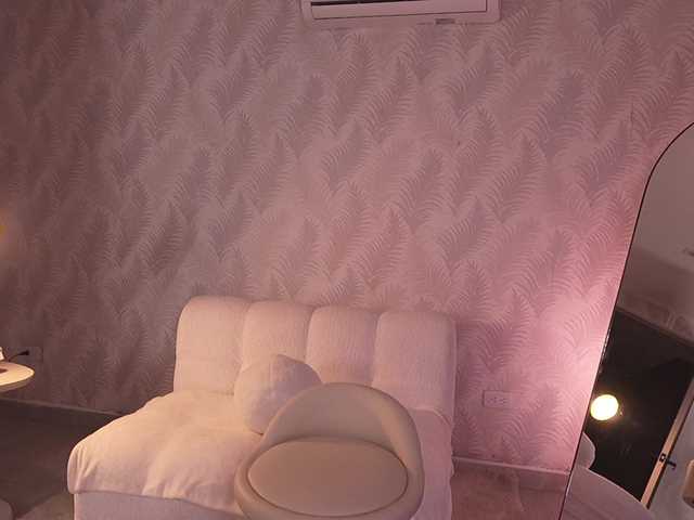 MarianneLane live cam on BongaCams