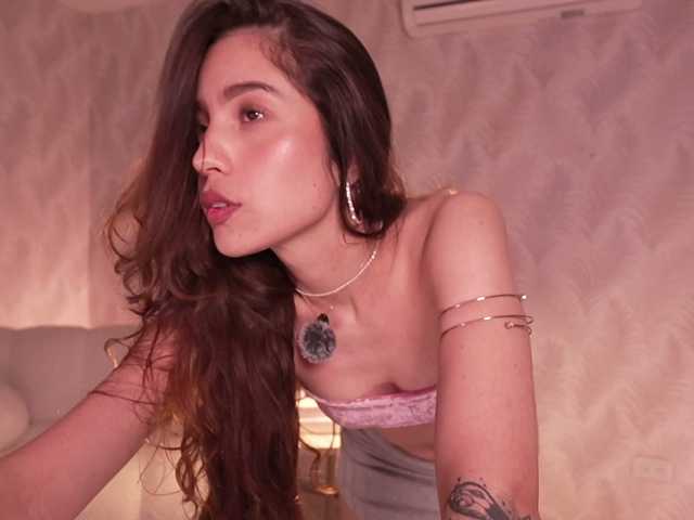 MarianneLane live cam on BongaCams