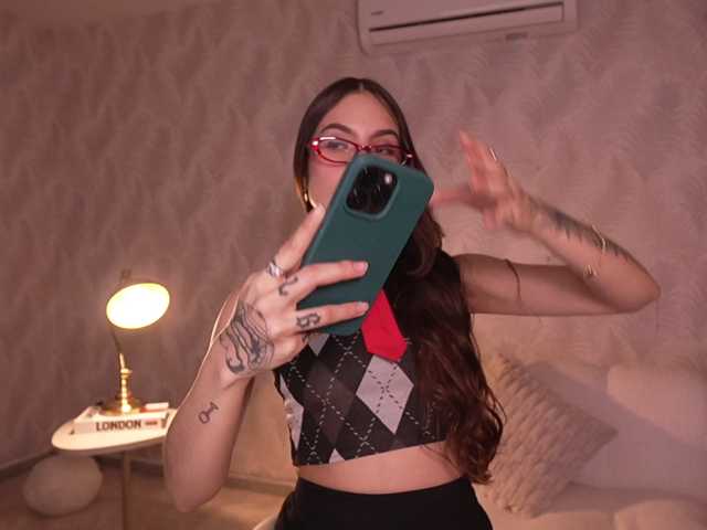 MarianneLane live cam on BongaCams