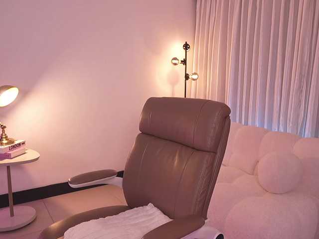 MarianneLane live cam on BongaCams