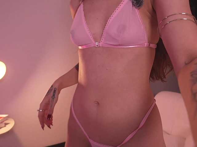 MarianneLane live cam on BongaCams