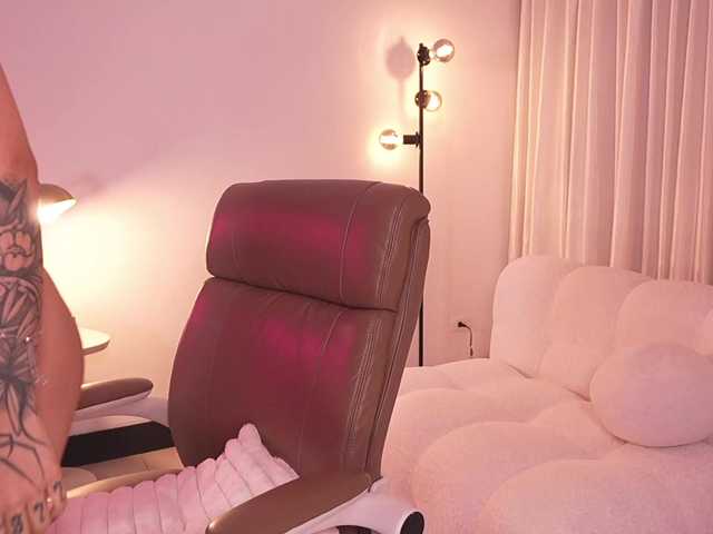 MarianneLane live cam on BongaCams