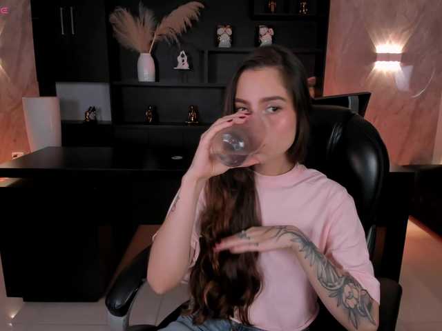 MarianneLane live stream preview