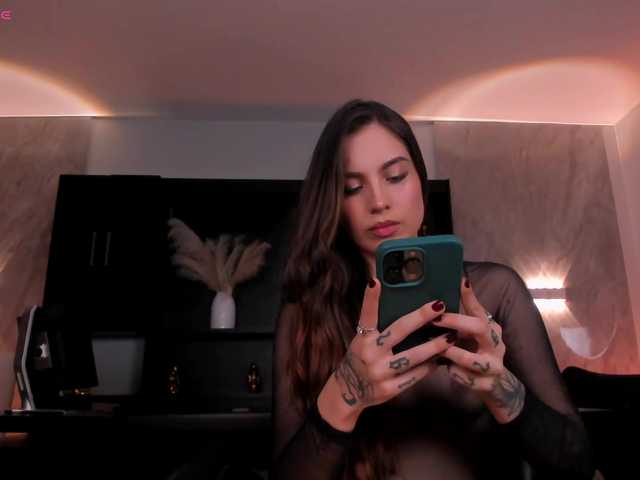 MarianneLane live cam on BongaCams