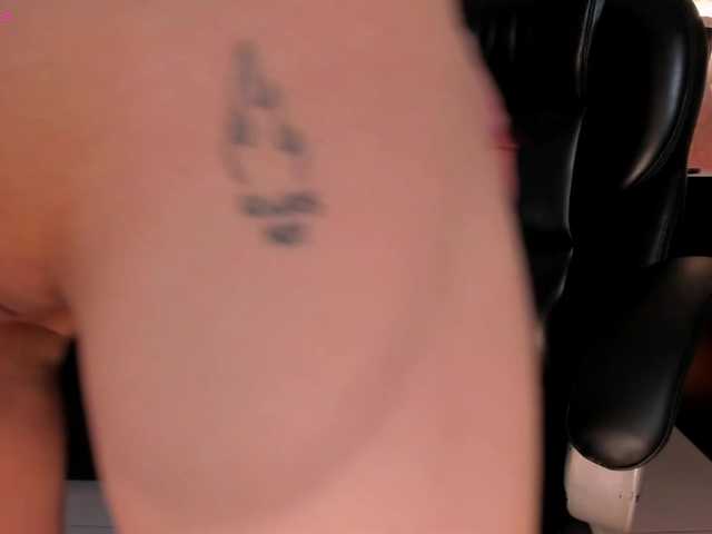 MarianneLane live cam