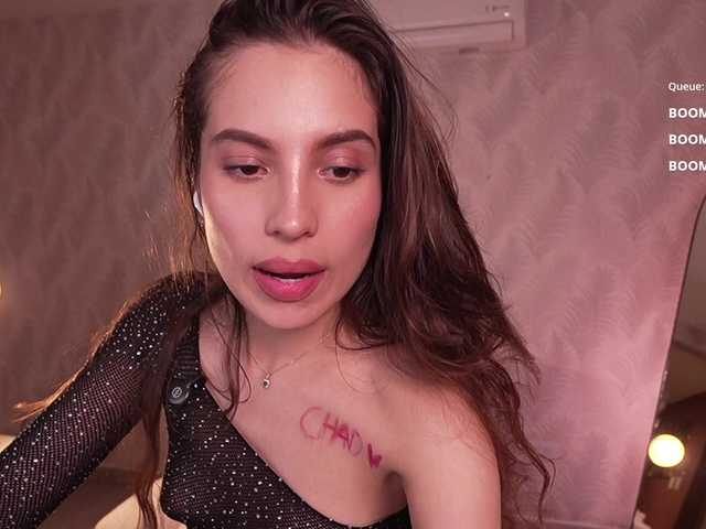 MarianneLane live cam preview