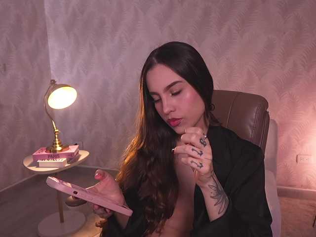 MarianneLane live webcam show