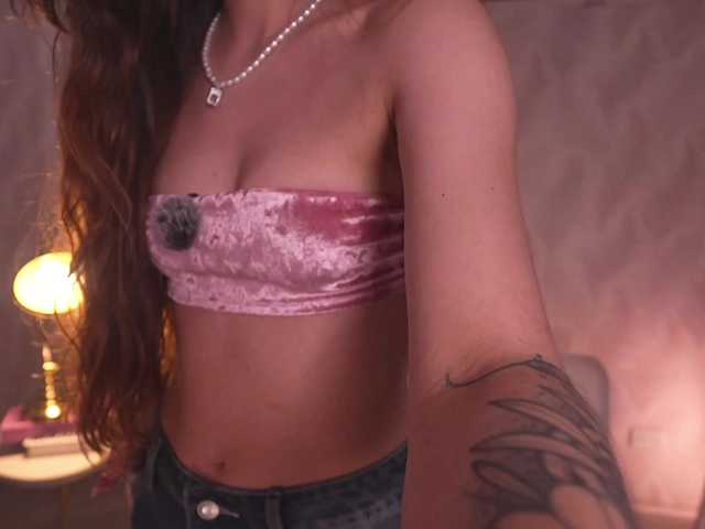 MarianneLane live webcam show