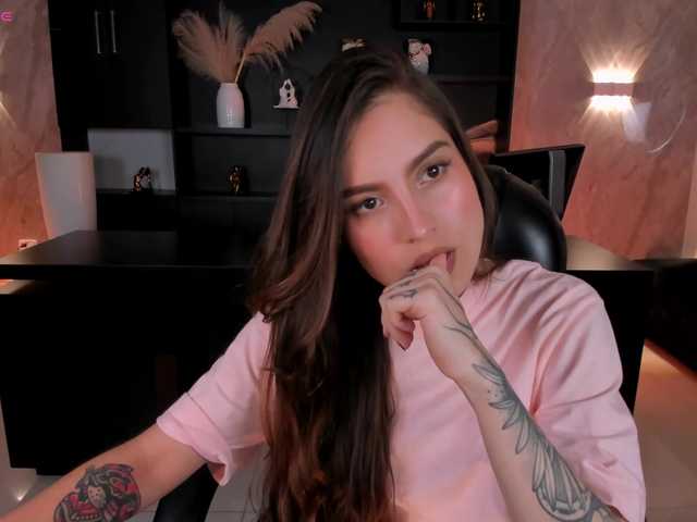 MarianneLane live cam