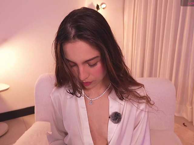 MarianneLane live cam on BongaCams