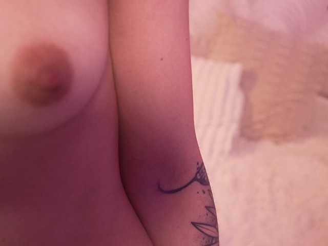 MarianneLane live cam on BongaCams