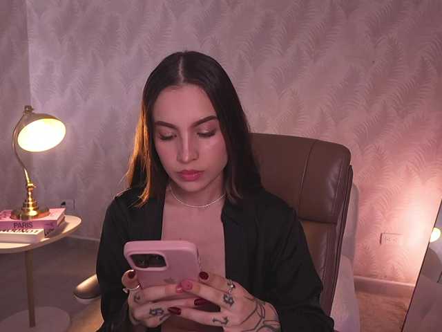 MarianneLane live webcam show
