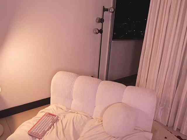 MarianneLane Live Webcam on BongaCams
