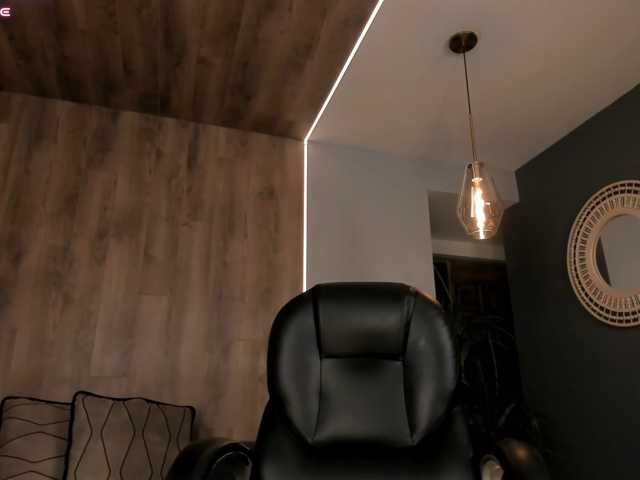 CarolineGrace live cam on BongaCams