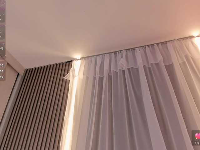 CarolineGrace live cam on BongaCams