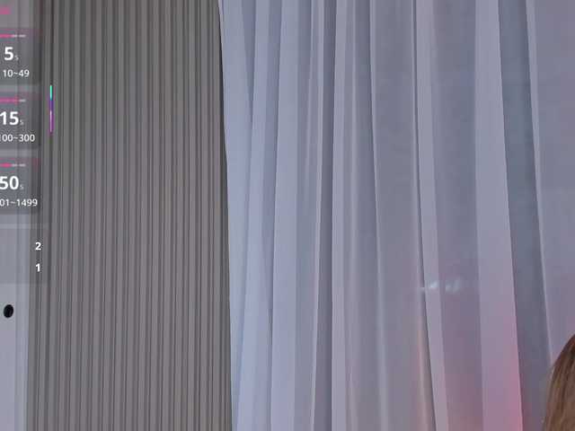 CarolineGrace live cam on BongaCams