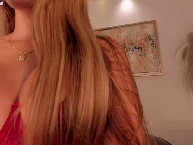 CarolineGrace live cam on BongaCams