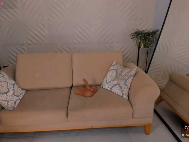 CarolineGrace live cam on BongaCams
