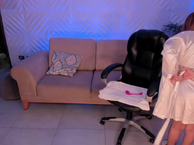CarolineGrace live cam on BongaCams