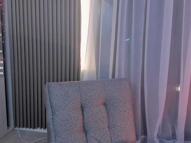 CarolineGrace live cam on BongaCams