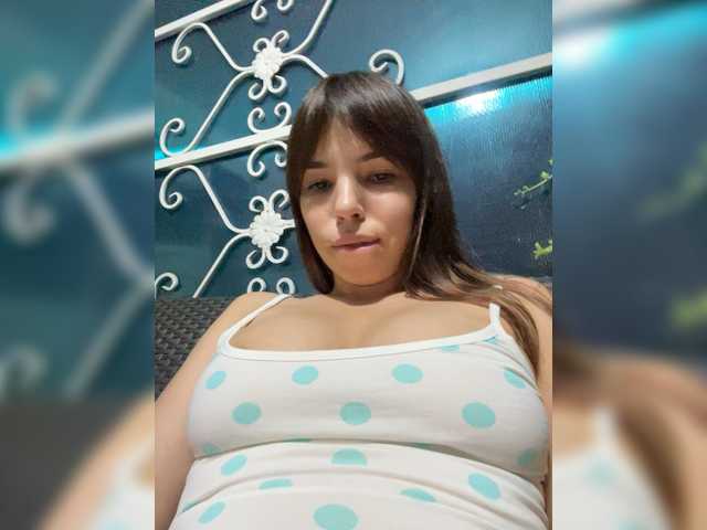 hi-bounty live cam on BongaCams